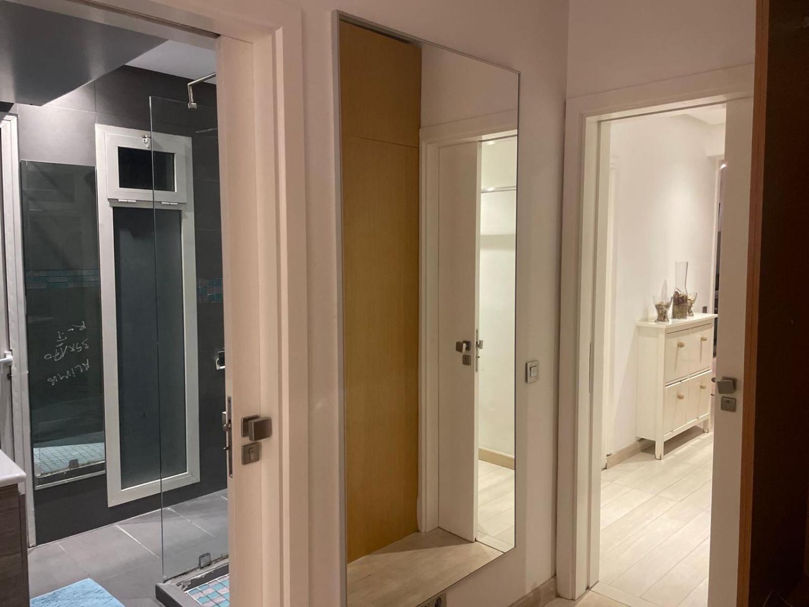 Central, Terrasse, Confortable - Bleue Residence Casablanca Ngoại thất bức ảnh